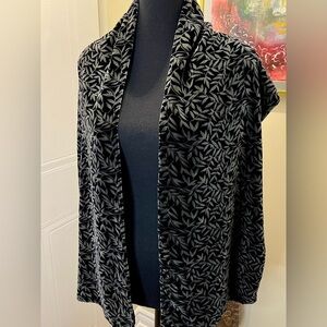 🆕🆒🍃🖤 Adini black silk blend velvet shawl/scarf w/willow silvery grey pattern